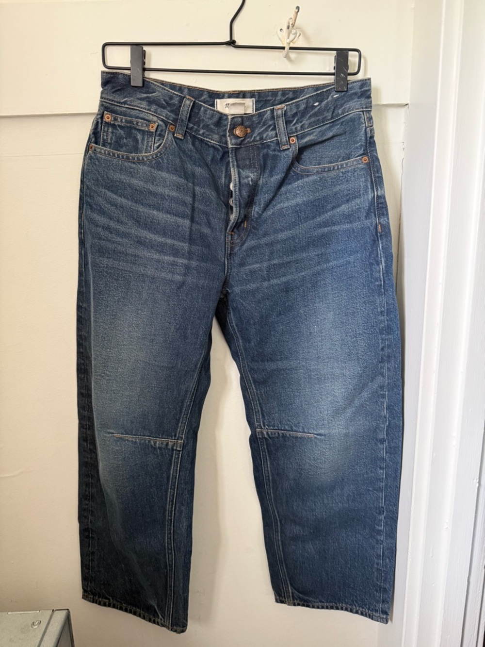 Madewell Darted Barrel-Leg Jeans in Danver Wash – Size 26P – Like New - Picture 6 of 12